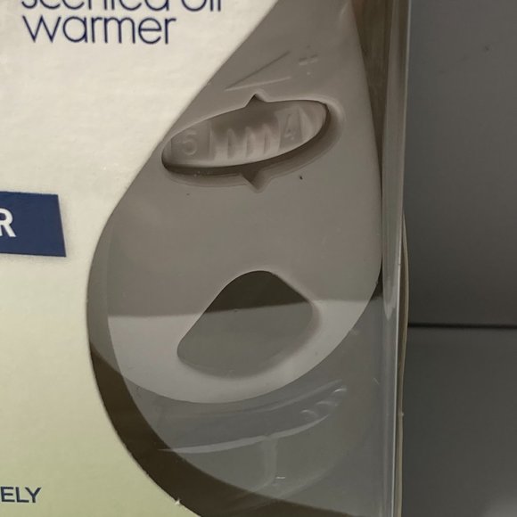 10 Glade PlugIns Scented Oil Warmer Plug In Air Freshener Dispenser NO R… - Picture 6 of 16